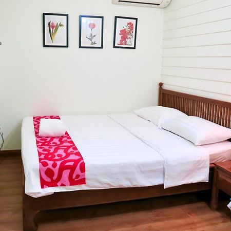 Les Fleurs Bangkok Hostel Kültér fotó