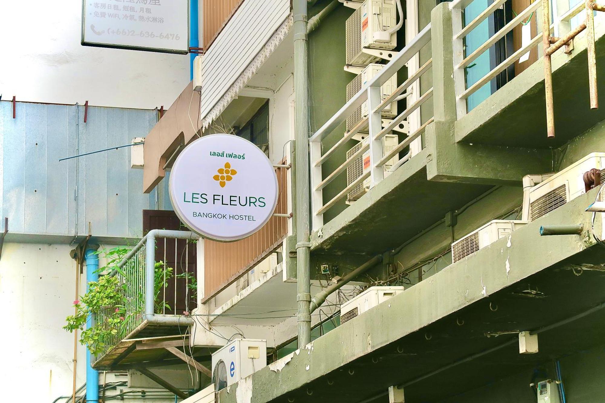 Les Fleurs Bangkok Hostel Kültér fotó