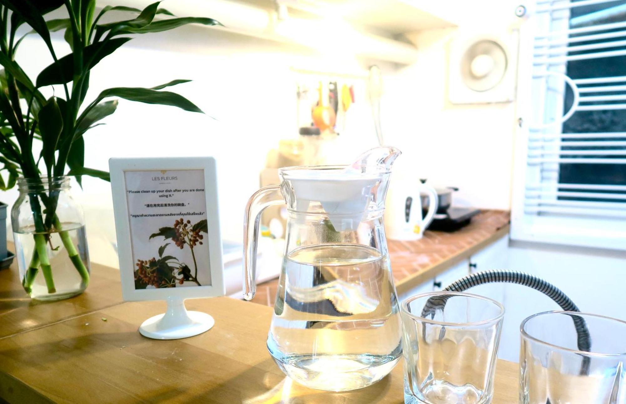 Les Fleurs Bangkok Hostel Kültér fotó